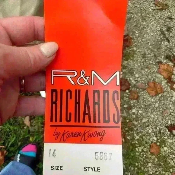 Vintage NWT 2 piece skirt set. R&M Richard’s by Karen Kwong. Vintage 80s/90s - Picture 9 of 16